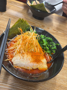 横浜家系　まずい辛い